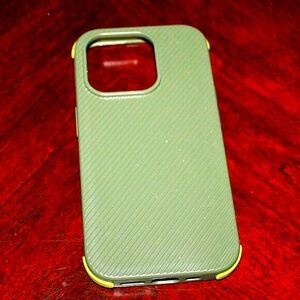 📱 Heyday Rugged Phone Case for iPhone 15 Pro - NIB | Olive Green | MagSafe